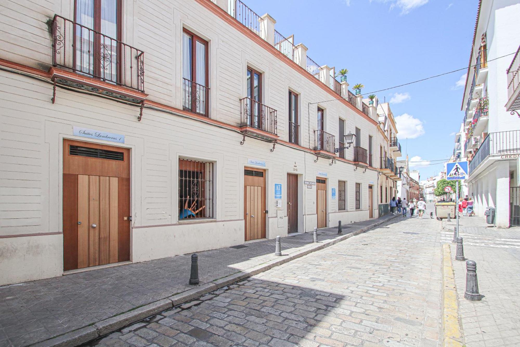 Charming Apt In The Center - 10M Walk Isla Magica Sevilla Exteriör bild